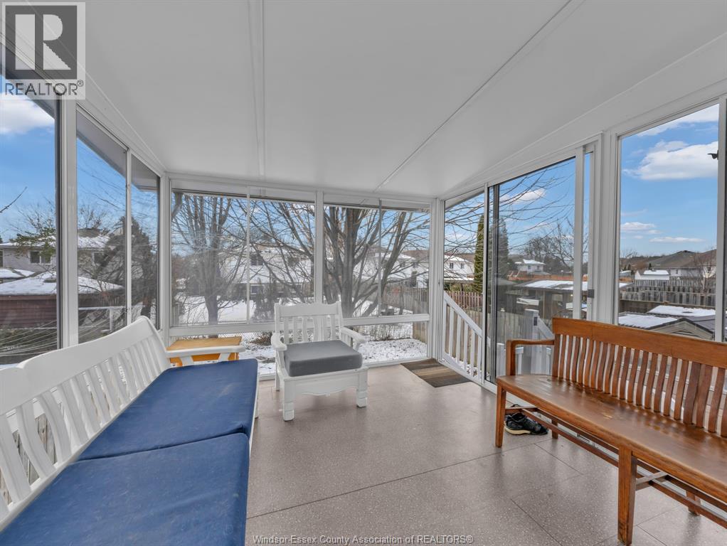 3755 Holburn, Windsor, Ontario N9E 4S9 - Photo 12 - 25031637