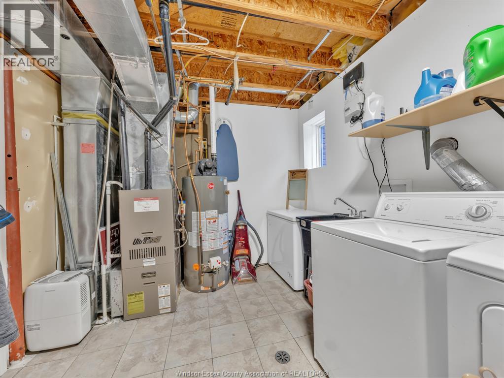 3755 Holburn, Windsor, Ontario N9E 4S9 - Photo 24 - 25031637