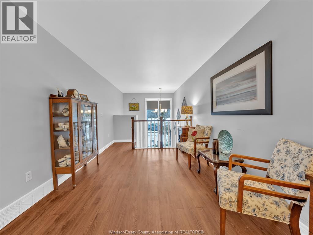 3755 Holburn, Windsor, Ontario N9E 4S9 - Photo 5 - 25031637