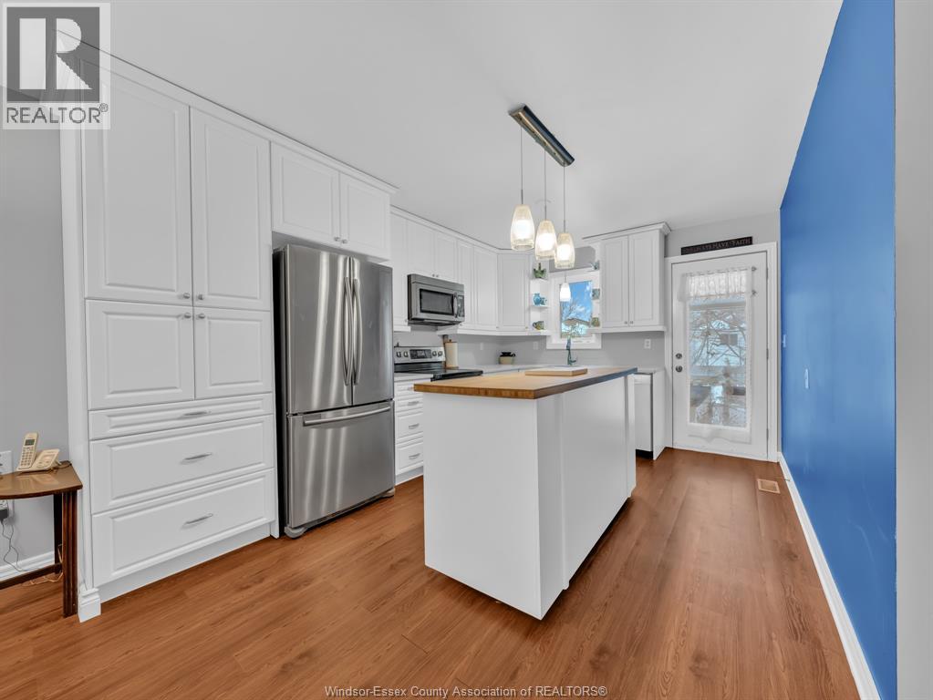 3755 Holburn, Windsor, Ontario N9E 4S9 - Photo 8 - 25031637