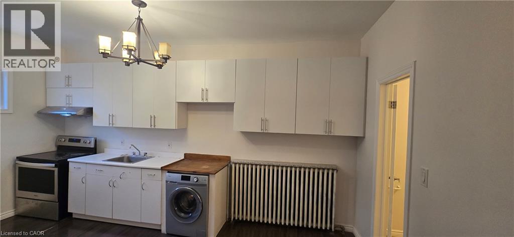 183 S Ottawa Street S, Kitchener, Ontario  N2G 3T3 - Photo 3 - 40793778