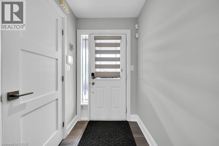 123 Westbank Trail, Stoney Creek, Ontario  L8J 0H3 - Photo 4 - 40767227