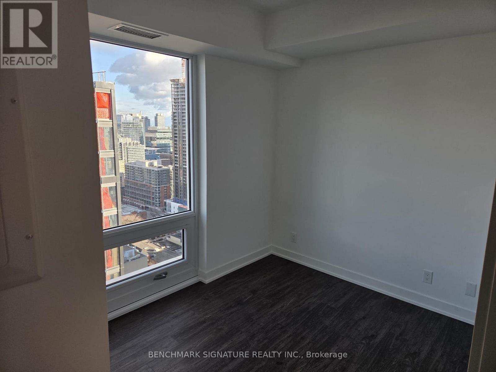 3002 - 88 Queen Street E, Toronto, Ontario  M5C 0B6 - Photo 2 - C12630940