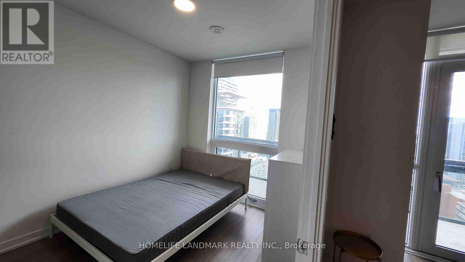 2410 - 39 Roehampton Avenue W, Toronto, Ontario  L2M 7L4 - Photo 6 - C12630956