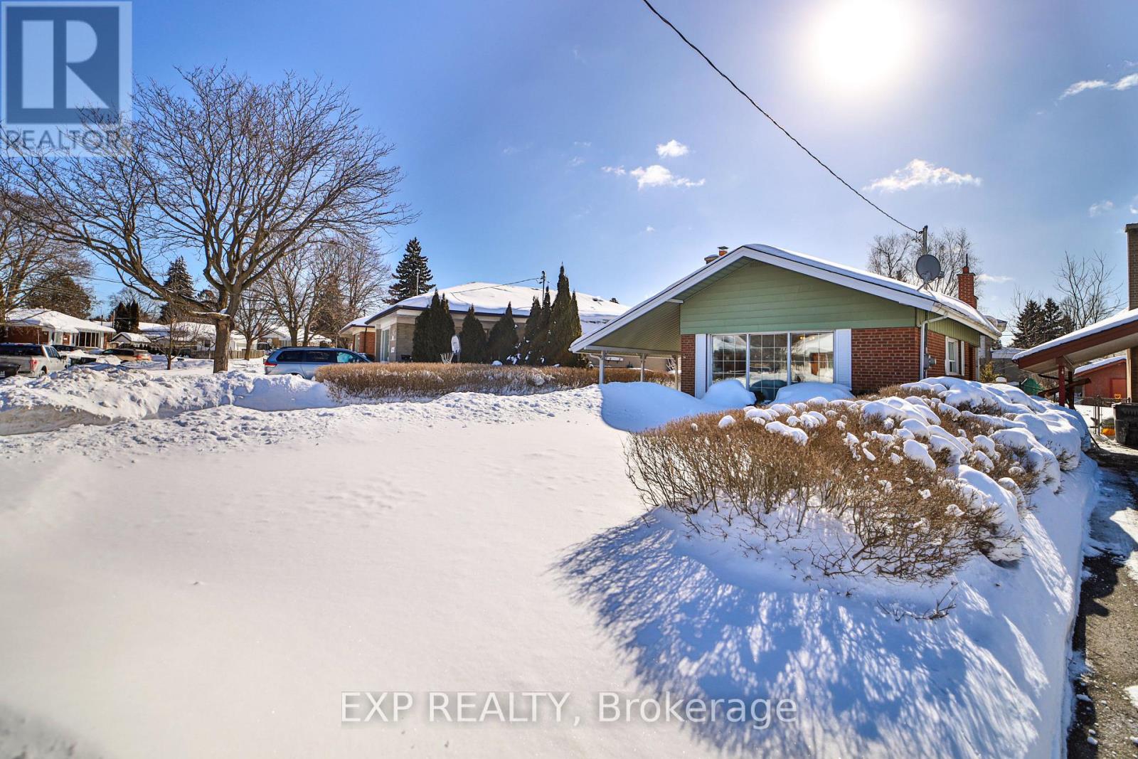 56 GAGE AVENUE, Toronto, Ontario