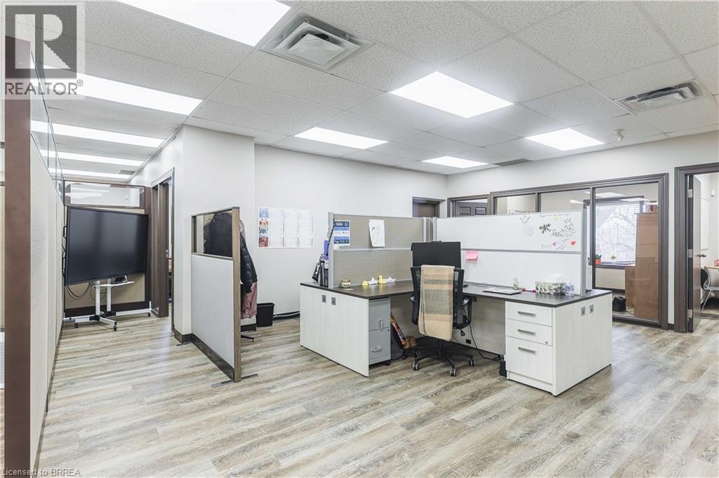 30 Brant Avenue Unit# B.3, Brantford, Ontario  N3T 3G6 - Photo 17 - 40696692