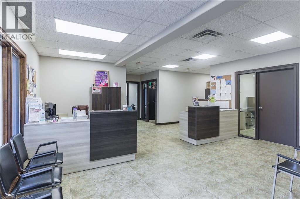 30 Brant Avenue Unit# B.3, Brantford, Ontario  N3T 3G6 - Photo 7 - 40696692