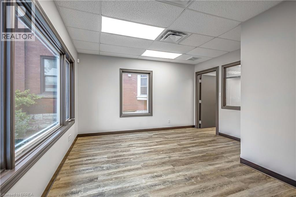 30 Brant Avenue Unit# B.3, Brantford, Ontario  N3T 3G6 - Photo 35 - 40696692