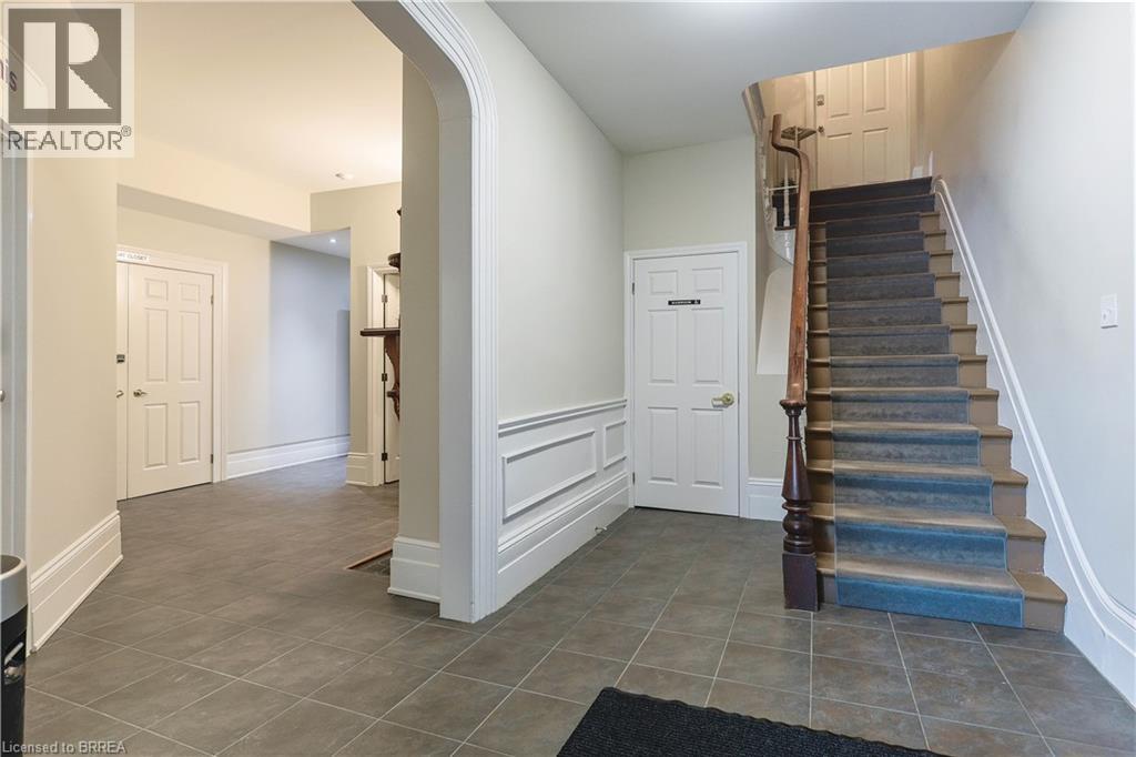 30 Brant Avenue Unit# B.3, Brantford, Ontario  N3T 3G6 - Photo 26 - 40696692