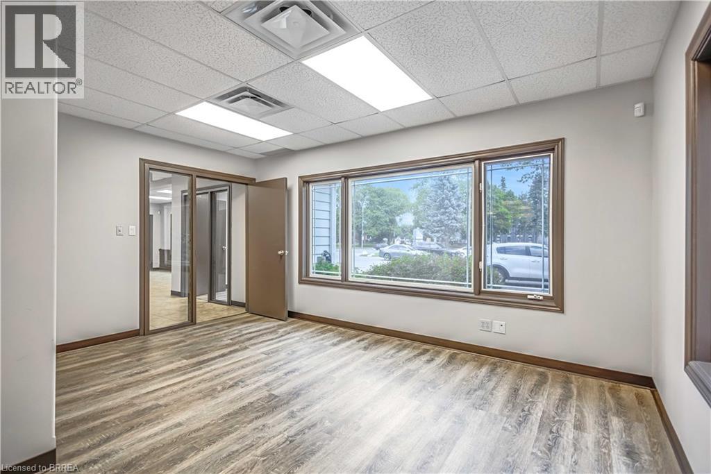 30 Brant Avenue Unit# B.3, Brantford, Ontario  N3T 3G6 - Photo 36 - 40696692