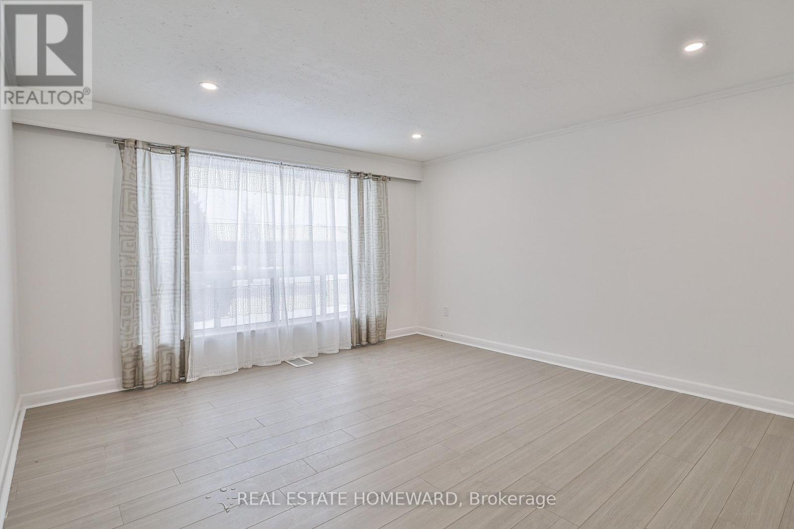 Main - 104 Crestwood Road, Vaughan, Ontario  L4J 1A6 - Photo 17 - N12630152