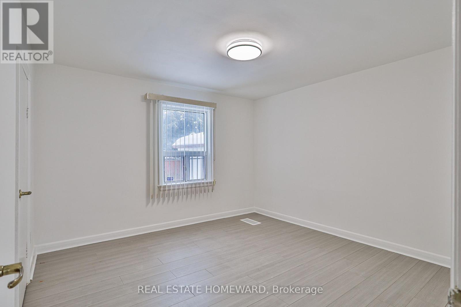 Main - 104 Crestwood Road, Vaughan, Ontario  L4J 1A6 - Photo 24 - N12630152