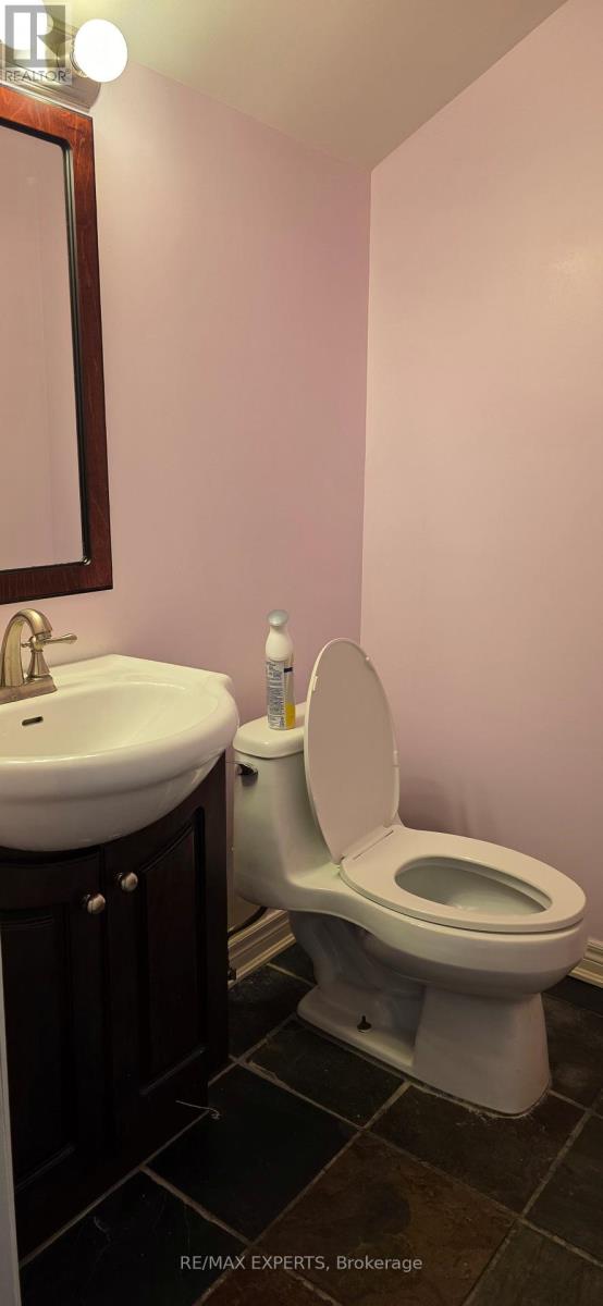 31 - 400 Creditstone Road, Vaughan, Ontario  L4K 3Z3 - Photo 7 - N12630872