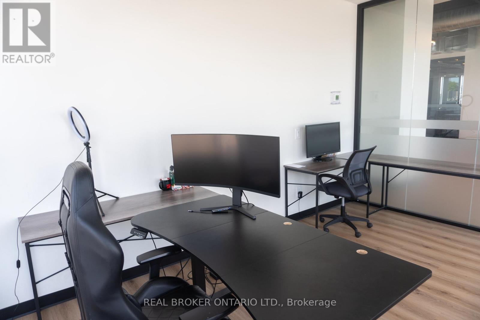 B201 - 28 Roytec Road, Vaughan, Ontario  L4L 8E4 - Photo 4 - N12630906