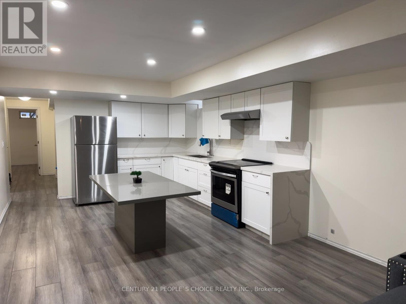 Bsmt - 118 Blackwell Crescent, Bradford West Gwillimbury (Bradford), Ontario  L3Z 4L4 - Photo 4 - N12630962