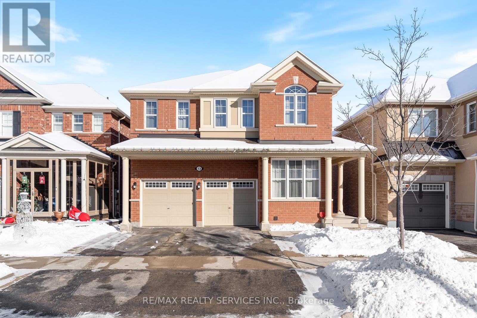 13 FENCHURCH DRIVE, Brampton, Ontario