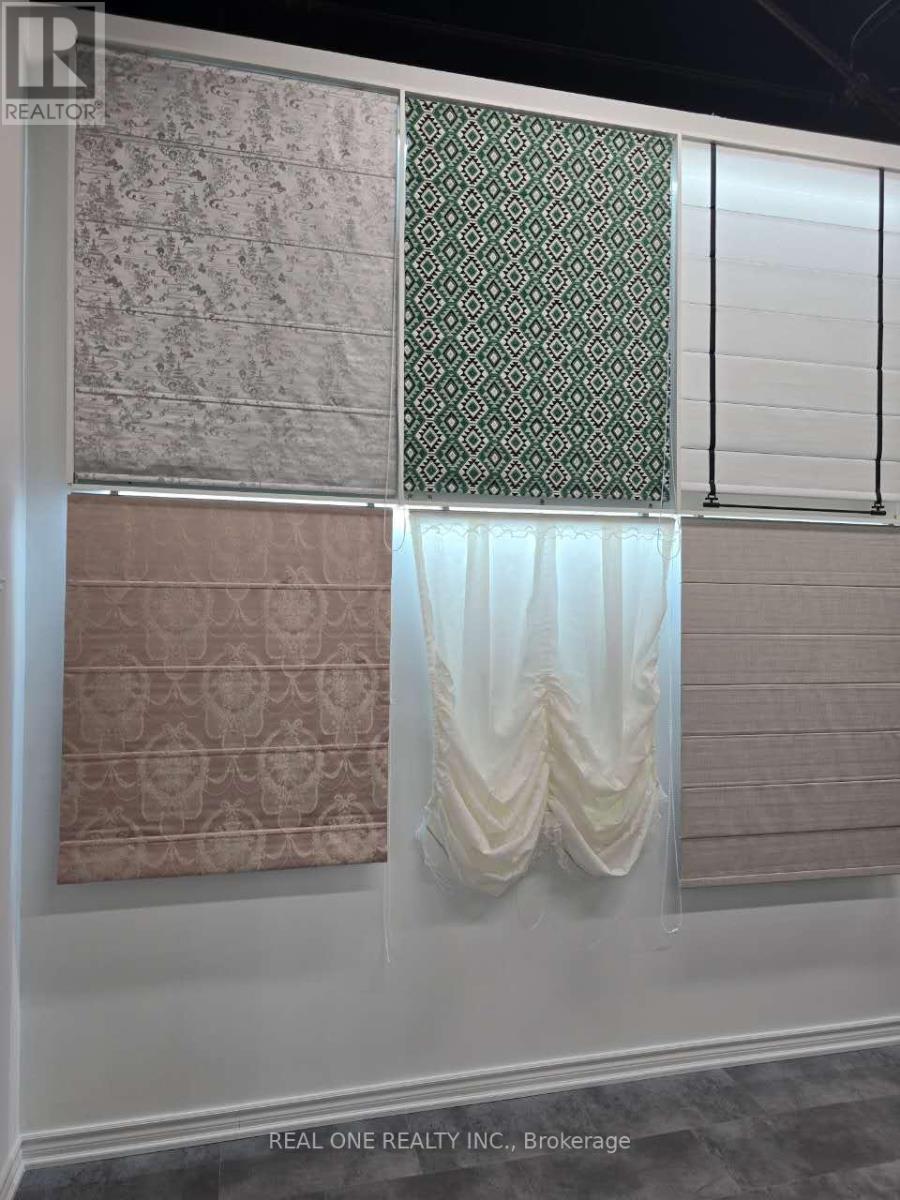 28 - 1200 Speers Road, Oakville (Qe Queen Elizabeth), Ontario  L6L 2X4 - Photo 4 - W12630838