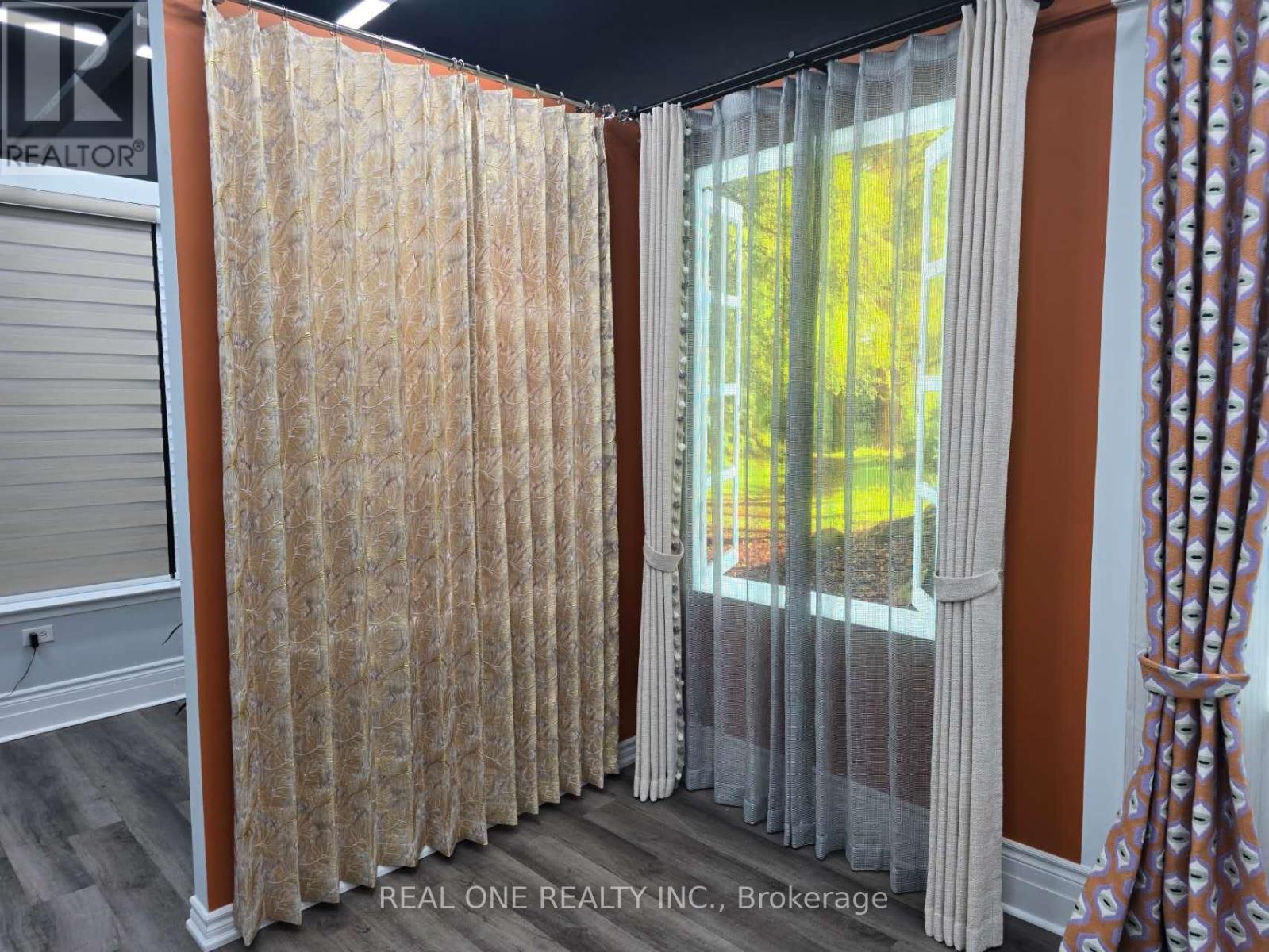 28 - 1200 Speers Road, Oakville (Qe Queen Elizabeth), Ontario  L6L 2X4 - Photo 6 - W12630838