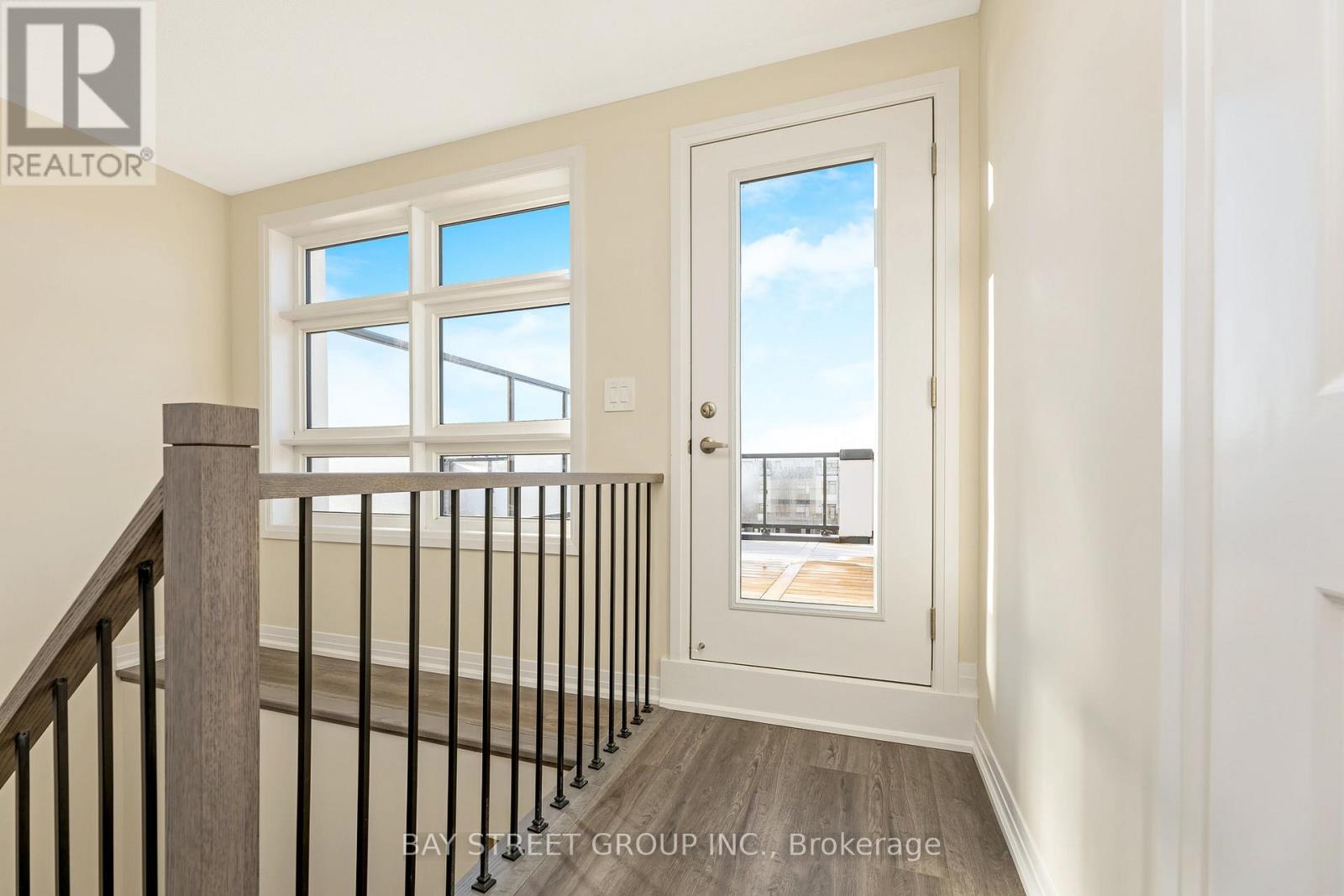 111 - 1573 Rose Way, Milton, Ontario  L9E 1N4 - Photo 28 - W12630926