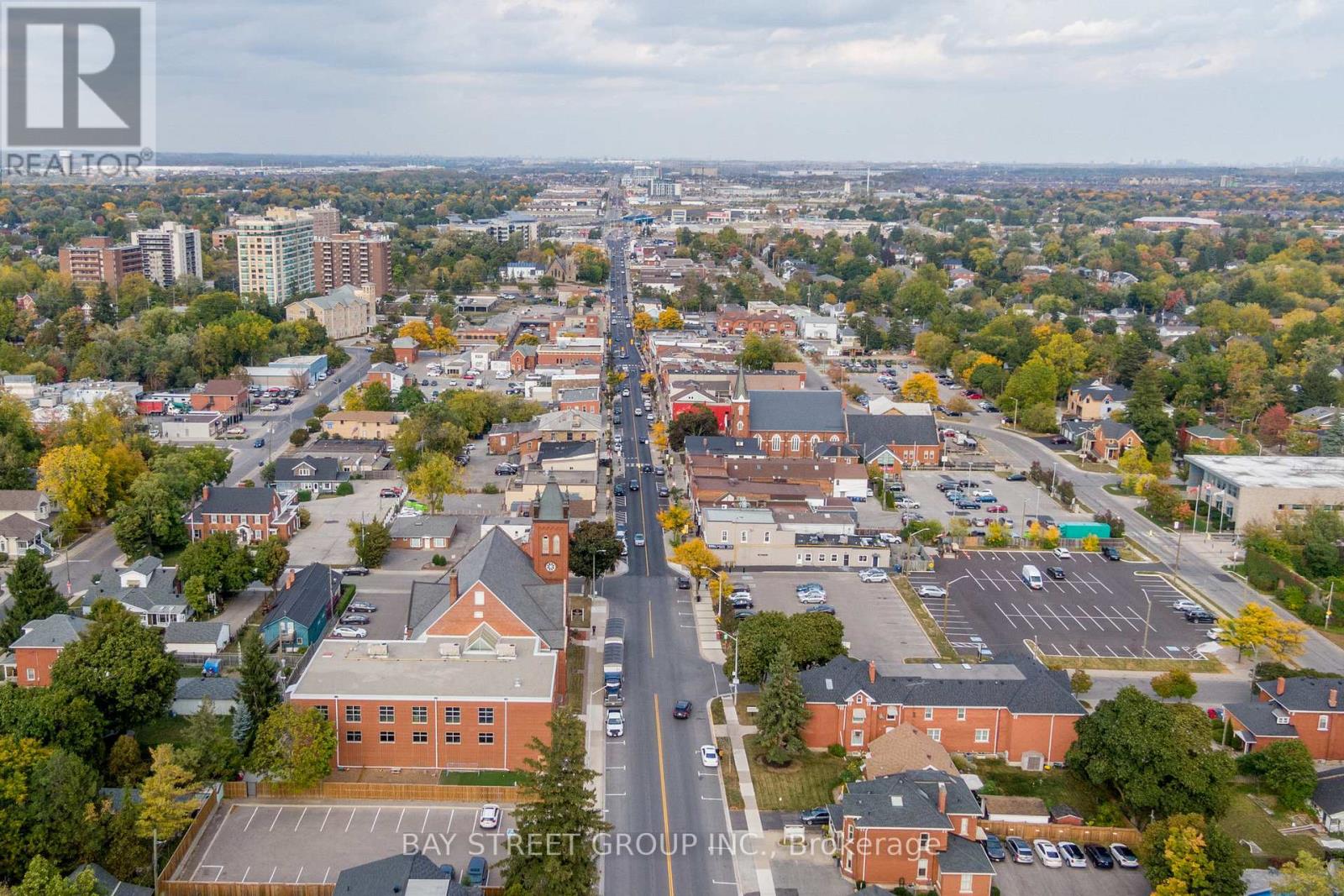 111 - 1573 Rose Way, Milton, Ontario  L9E 1N4 - Photo 30 - W12630926