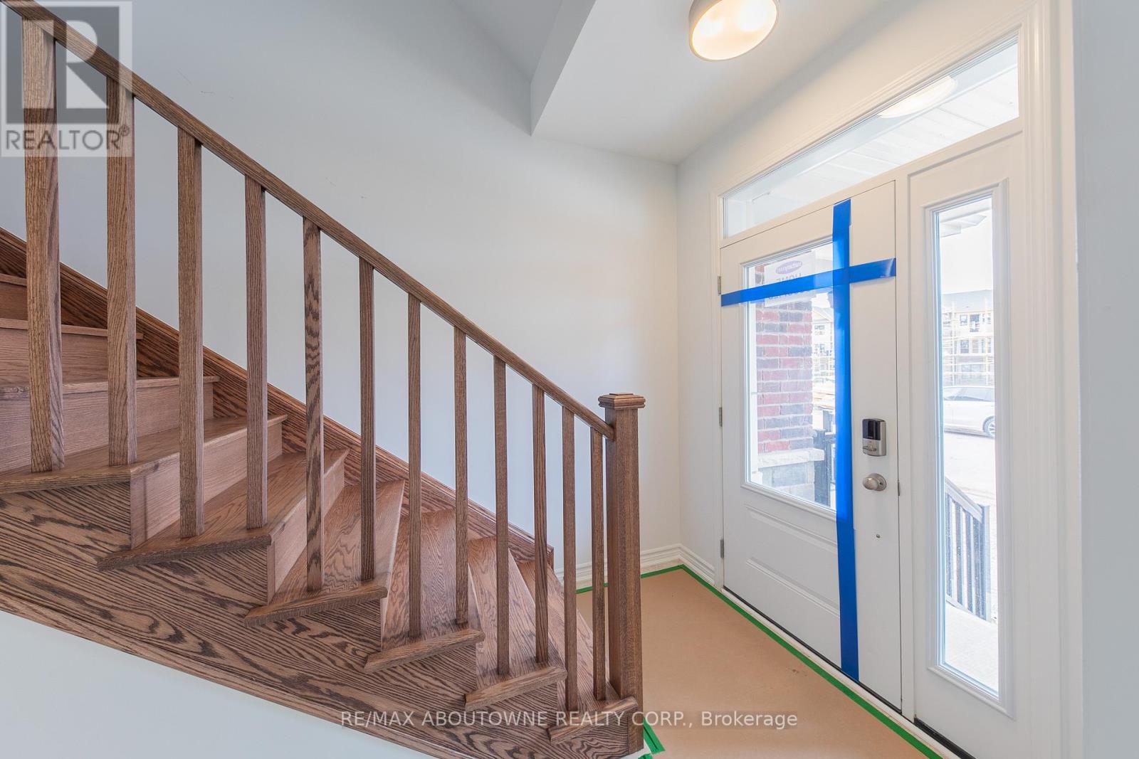 3028 Merrick Road, Oakville, Ontario  L6H 7Y2 - Photo 8 - W12630952