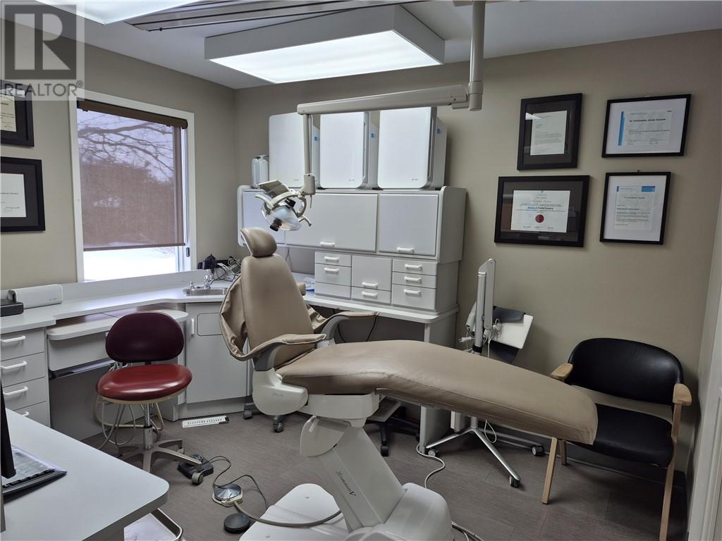 441 Lasalle, Sudbury, Ontario P3A 1W8 - Photo 4 - 2125895