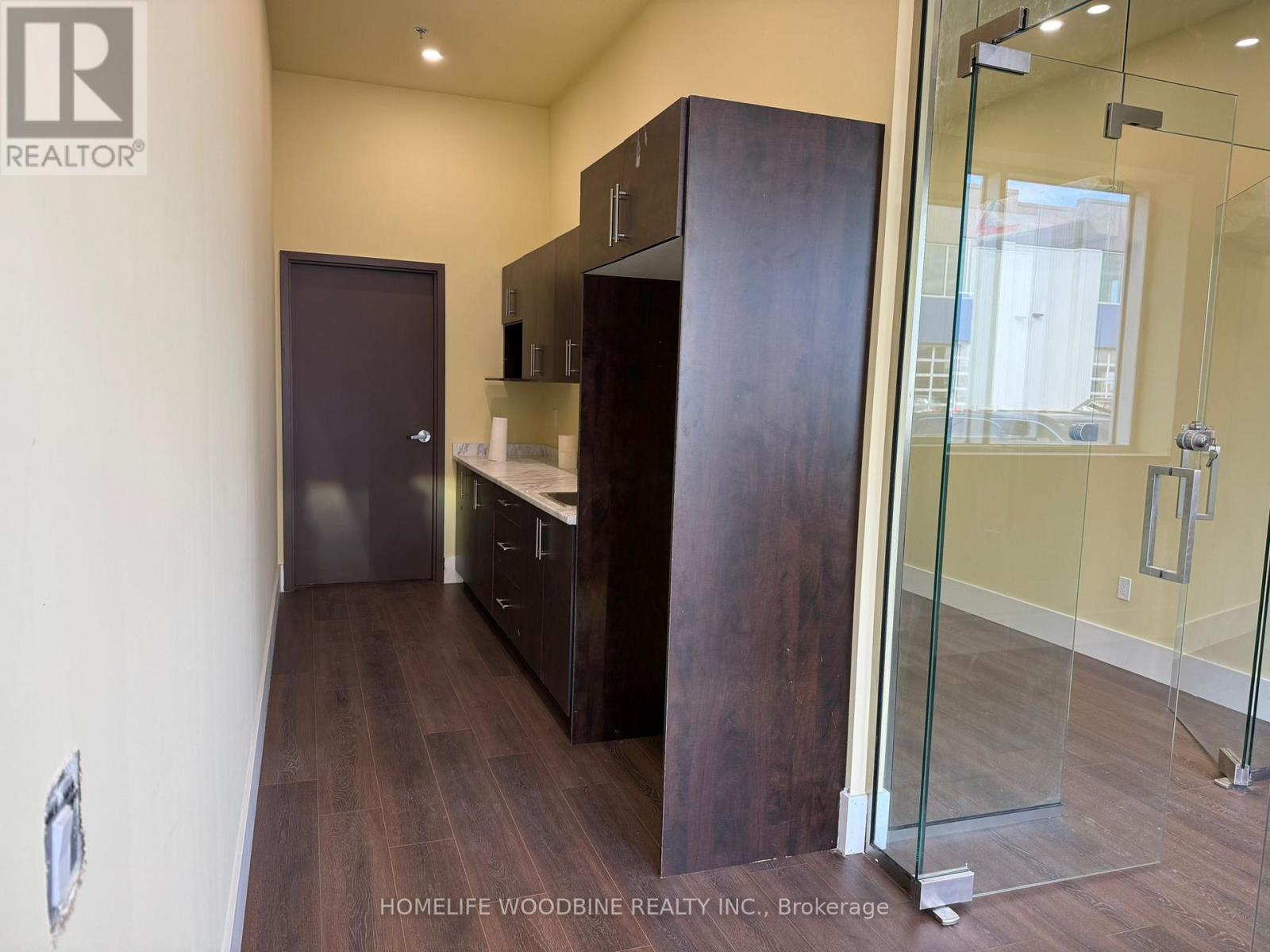 11 - 406 Pritchard Road, Hamilton, Ontario  L8P 4L9 - Photo 4 - X12630904