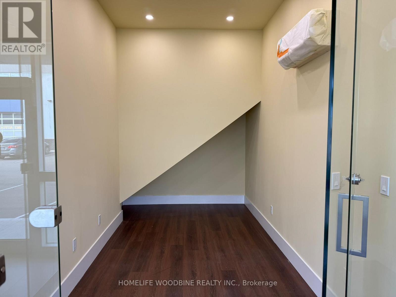 11 - 406 Pritchard Road, Hamilton, Ontario  L8P 4L9 - Photo 9 - X12630904