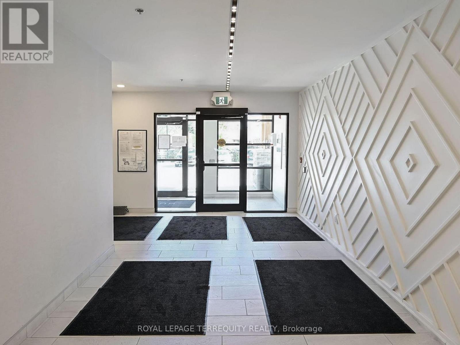 419 - 110 Fergus Avenue, Kitchener, Ontario  N2A 0K9 - Photo 4 - X12630936