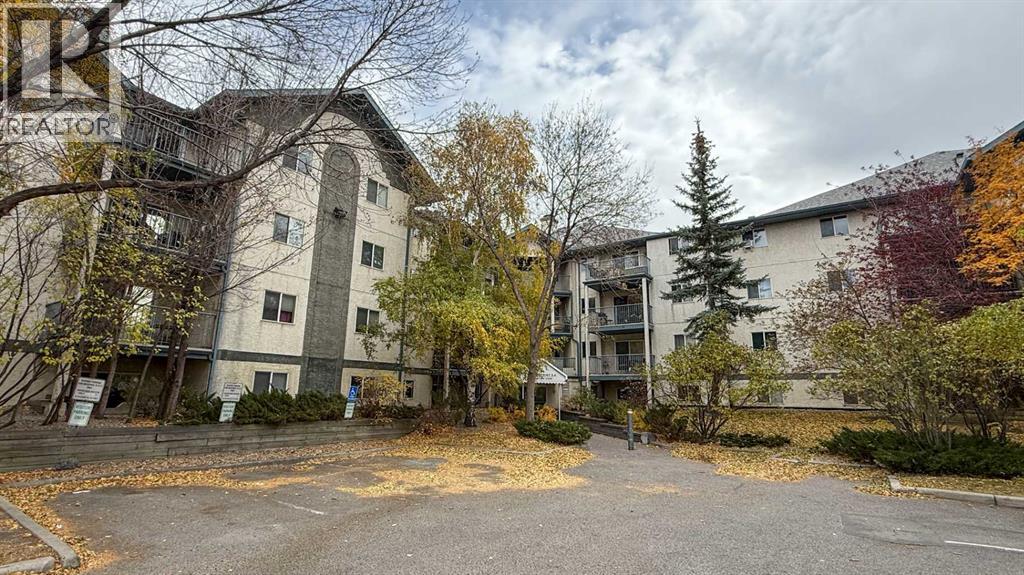 406, 11 Dover Point Se, Calgary, Alberta  T2B 3J8 - Photo 3 - A2267257