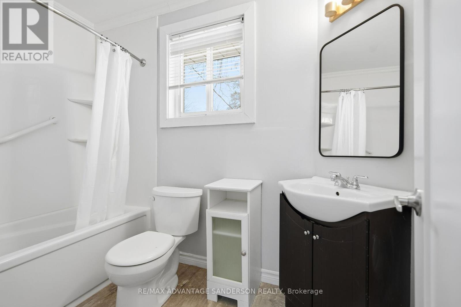 14 Tewksbury Crescent, London East, Ontario N5V 2M8 - Photo 24 - X12630960