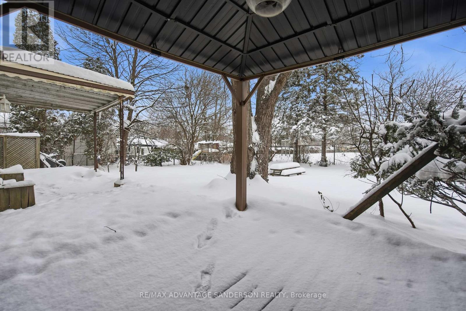 14 Tewksbury Crescent, London East, Ontario N5V 2M8 - Photo 32 - X12630960