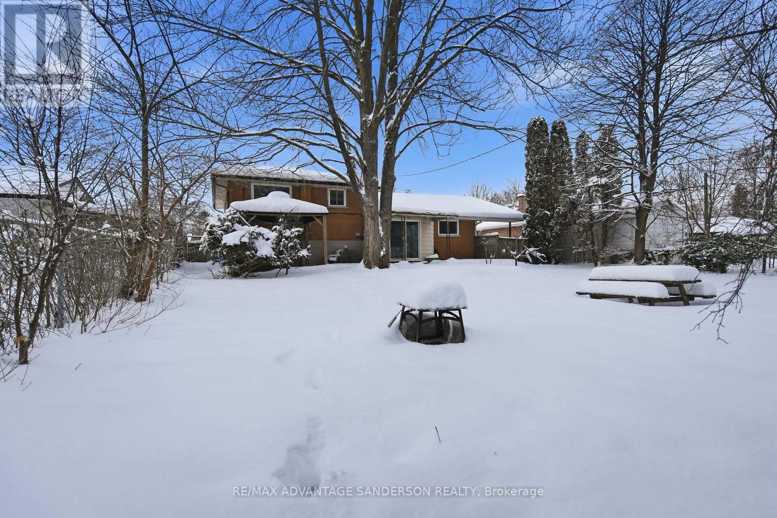14 Tewksbury Crescent, London East, Ontario N5V 2M8 - Photo 33 - X12630960