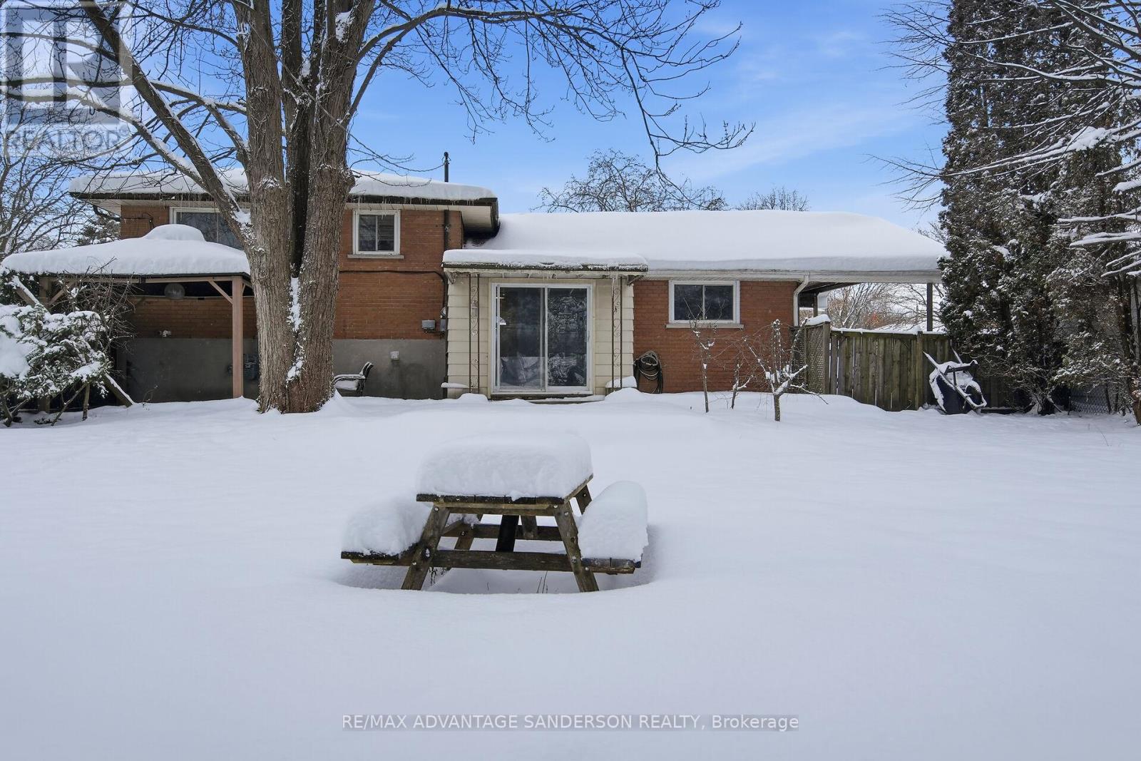 14 Tewksbury Crescent, London East, Ontario N5V 2M8 - Photo 35 - X12630960