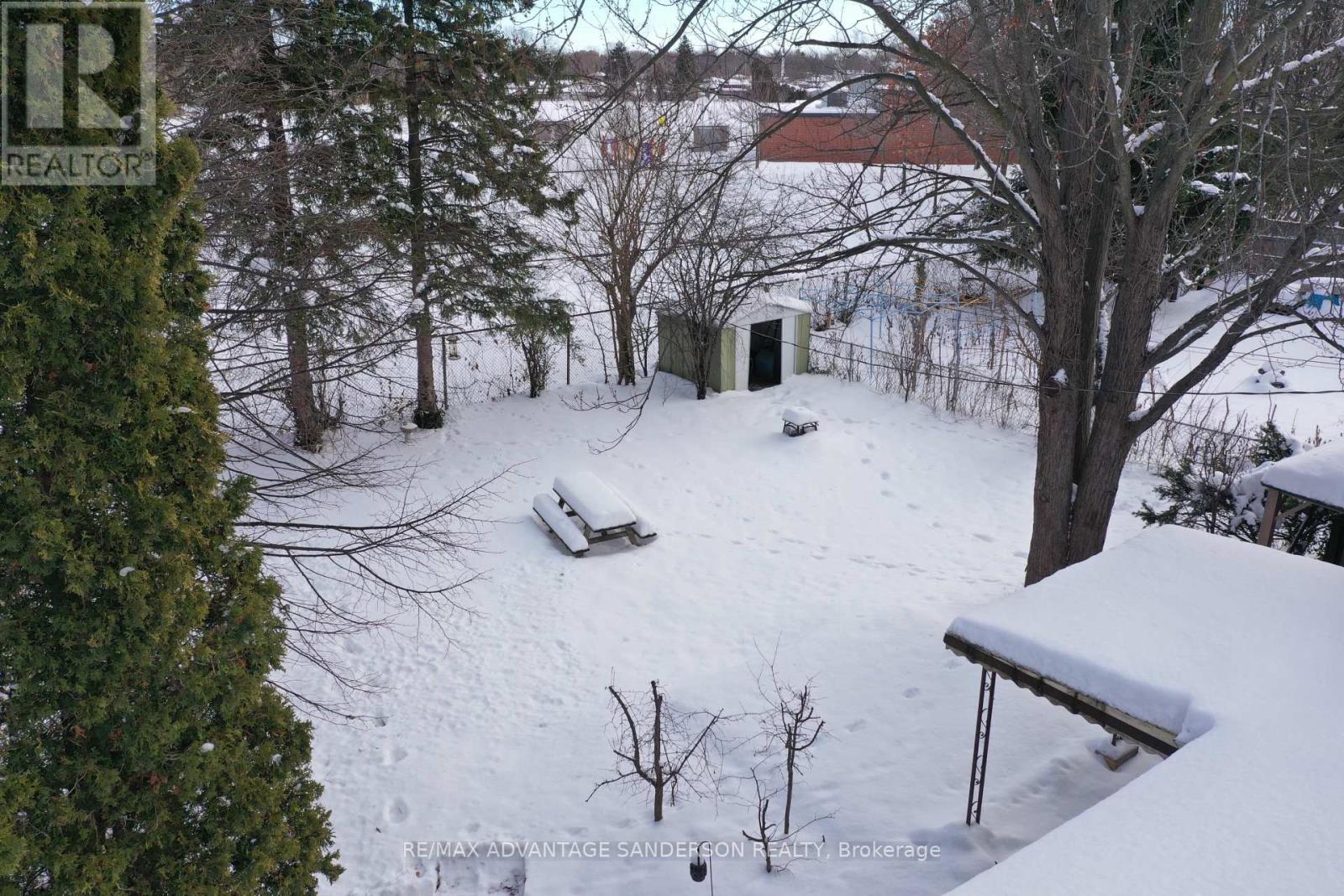 14 Tewksbury Crescent, London East, Ontario N5V 2M8 - Photo 6 - X12630960