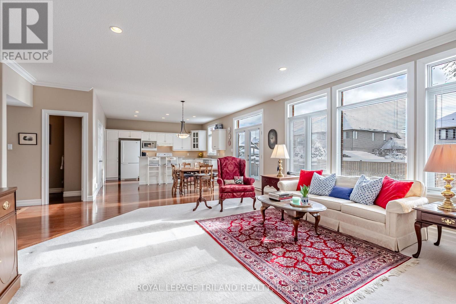 914 Collins Drive N, London South, Ontario  N6K 4X6 - Photo 10 - X12630970