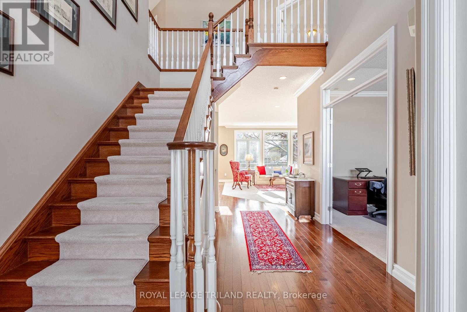 914 Collins Drive N, London South, Ontario  N6K 4X6 - Photo 4 - X12630970