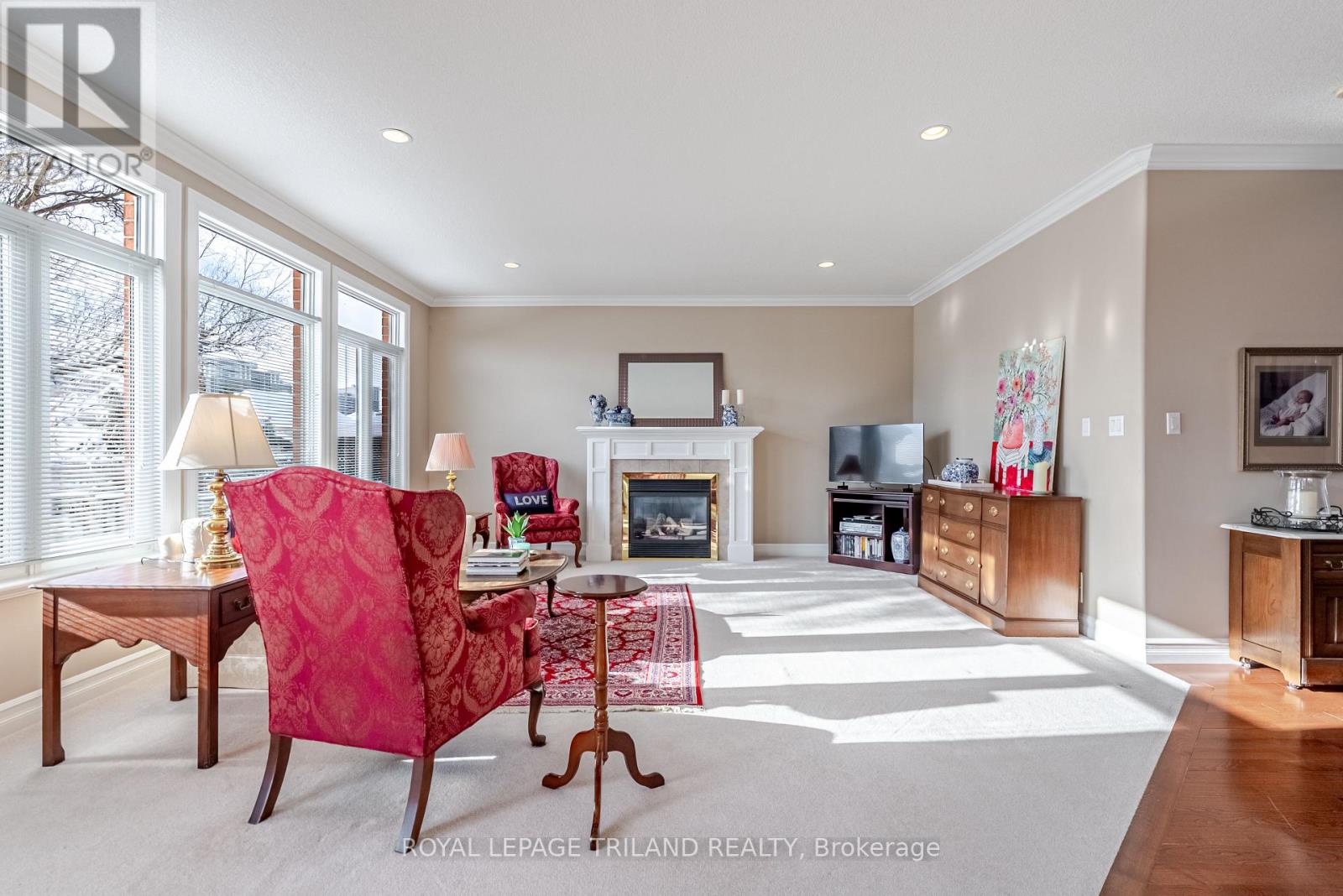 914 Collins Drive N, London South, Ontario  N6K 4X6 - Photo 8 - X12630970