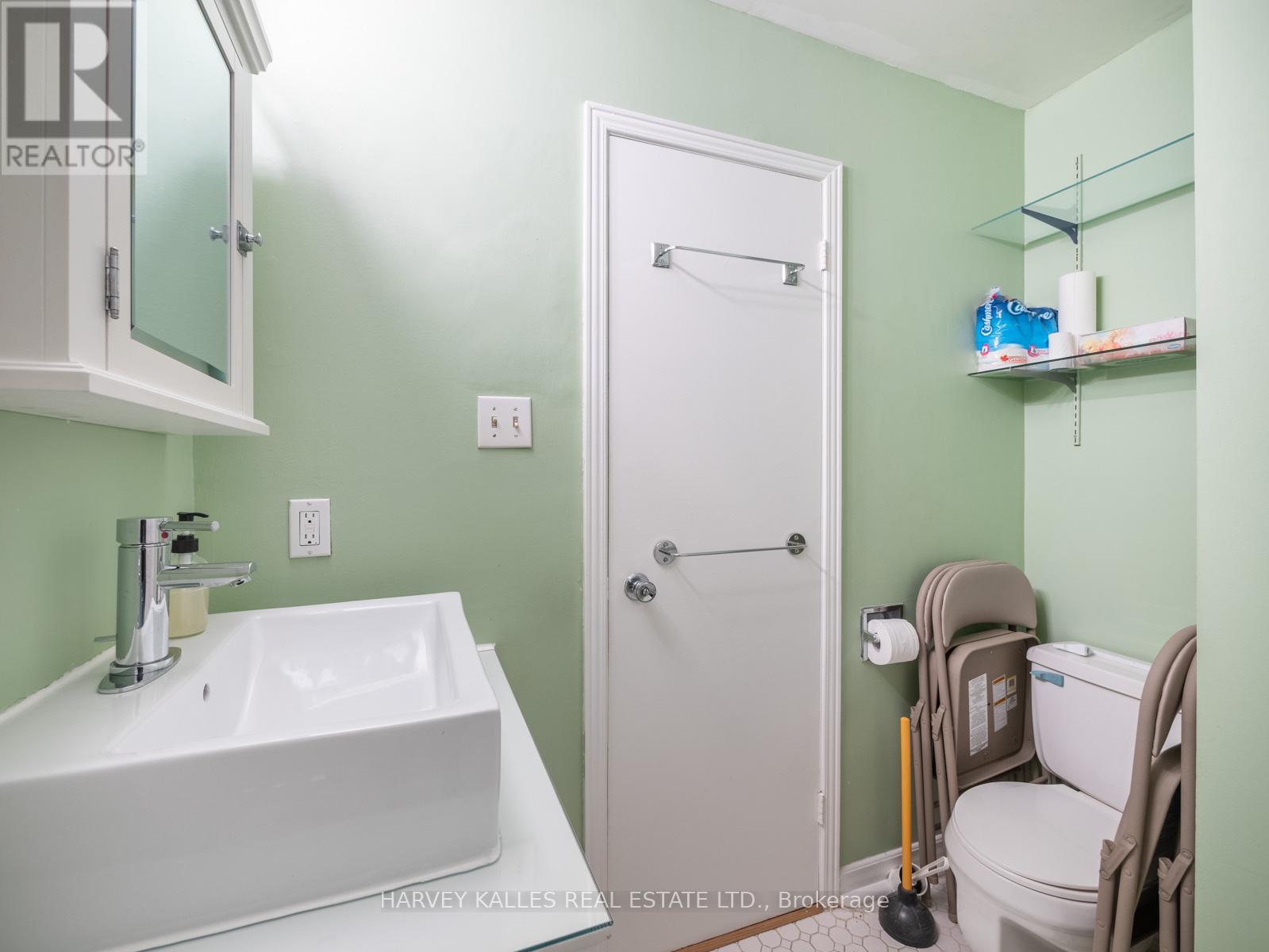 2 - 1538 King Street W, Toronto, Ontario  M6K 1J6 - Photo 23 - W12630384