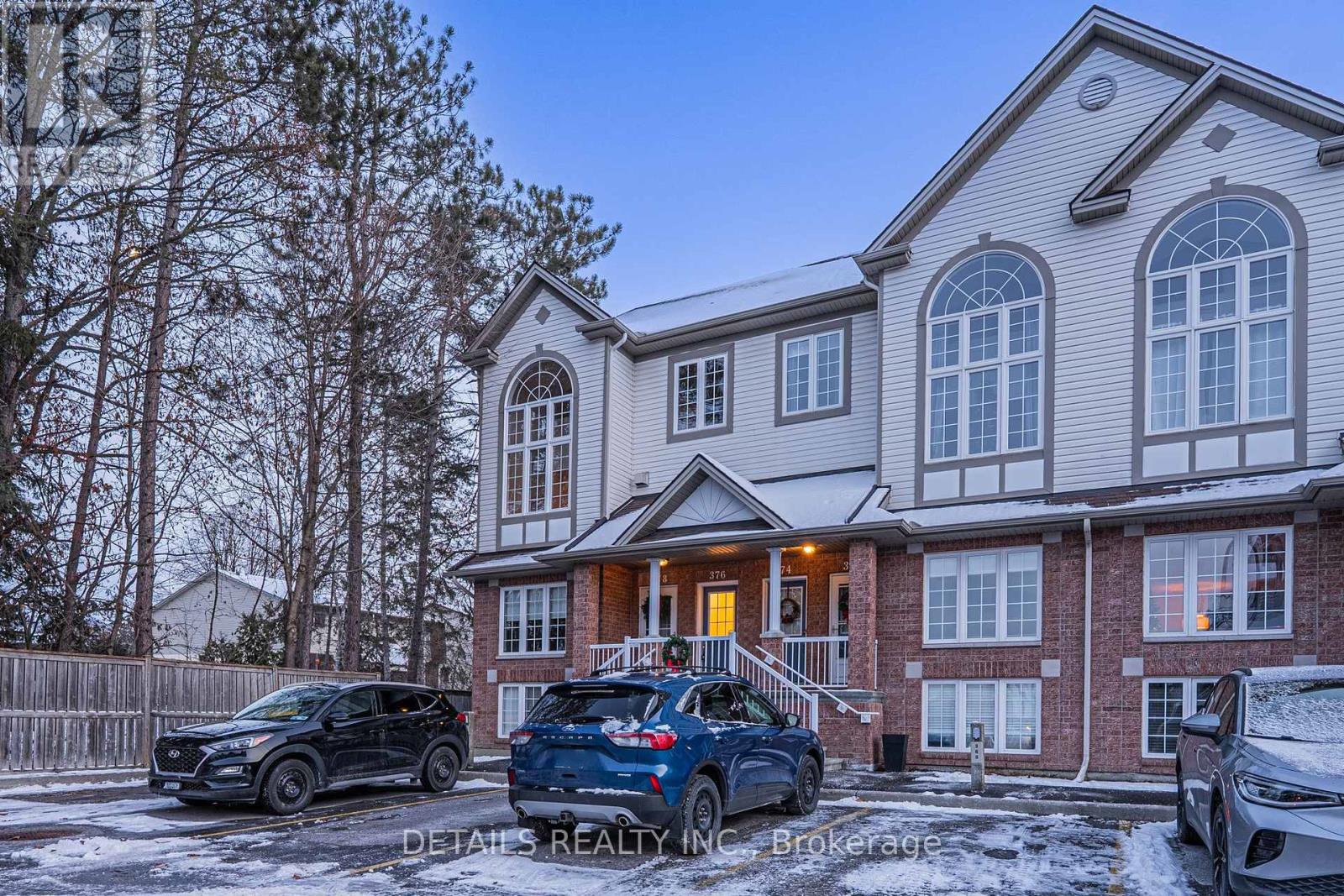376 Wiffen Private, Ottawa, Ontario  K2H 1G4 - Photo 2 - X12631020
