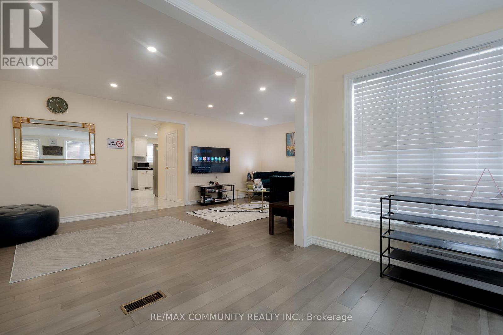 33 Windsor Avenue, Ajax, Ontario  L1S 2B1 - Photo 26 - E12564034