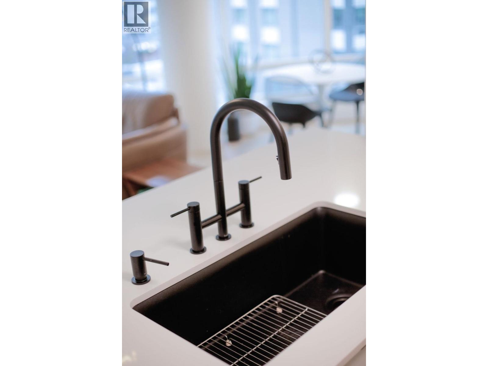 703 1288 Alberni Street, Vancouver, British Columbia  V6E 4N5 - Photo 11 - R3073707