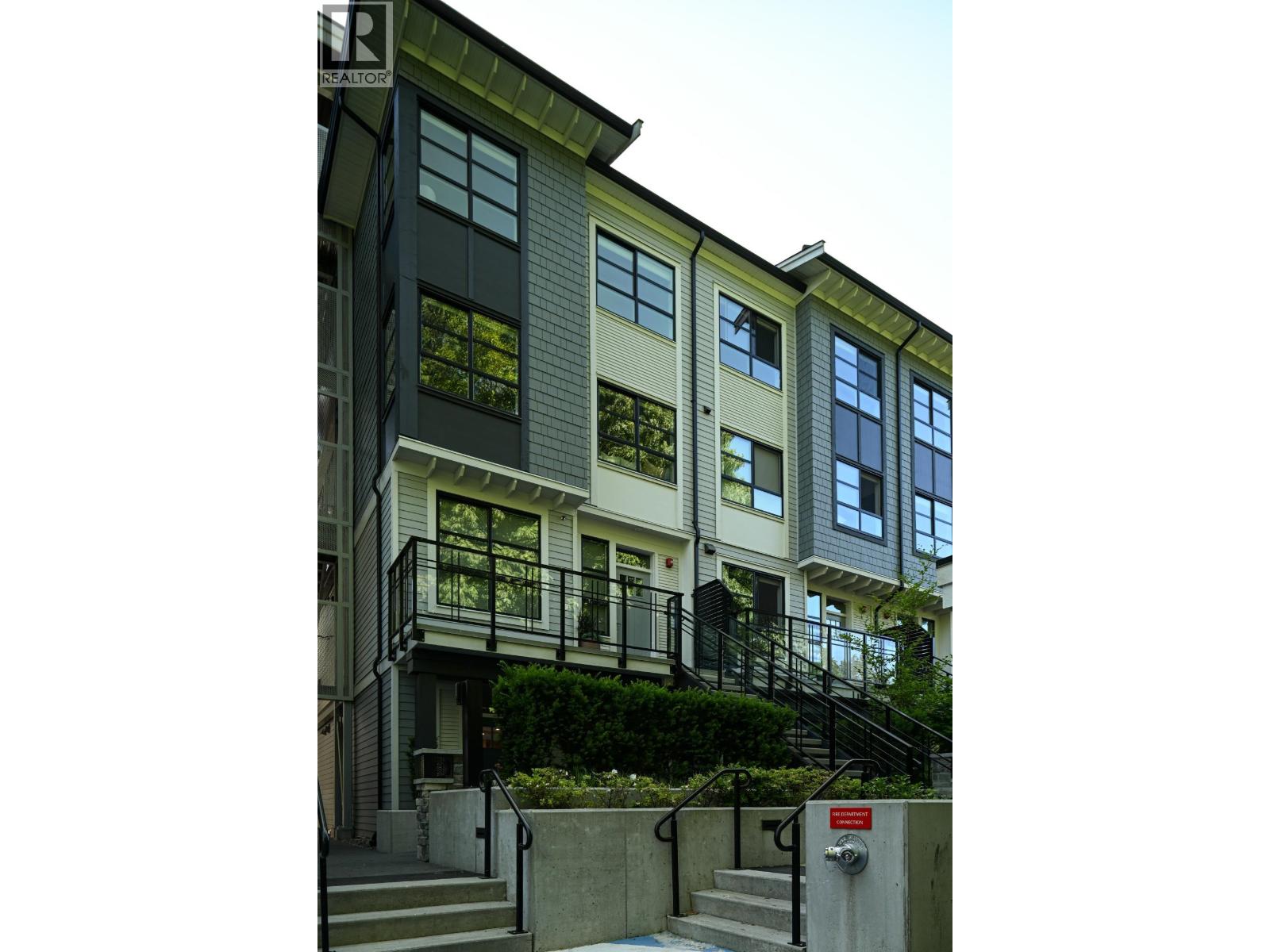 210 2045 Heritage Park Lane, North Vancouver, British Columbia  V7H 0E3 - Photo 12 - R3073715