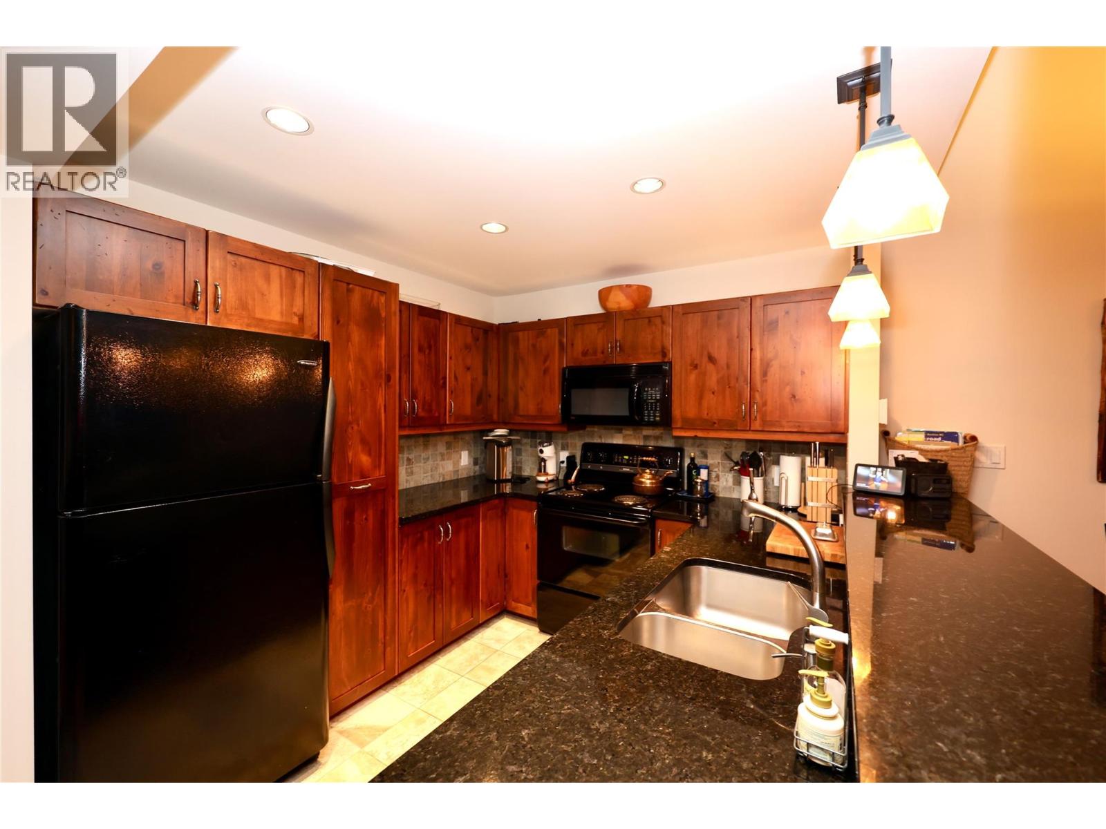 1336 Palliser Trail Unit# 9, Golden, British Columbia V0A 1H0 - Photo 13 - 10371074