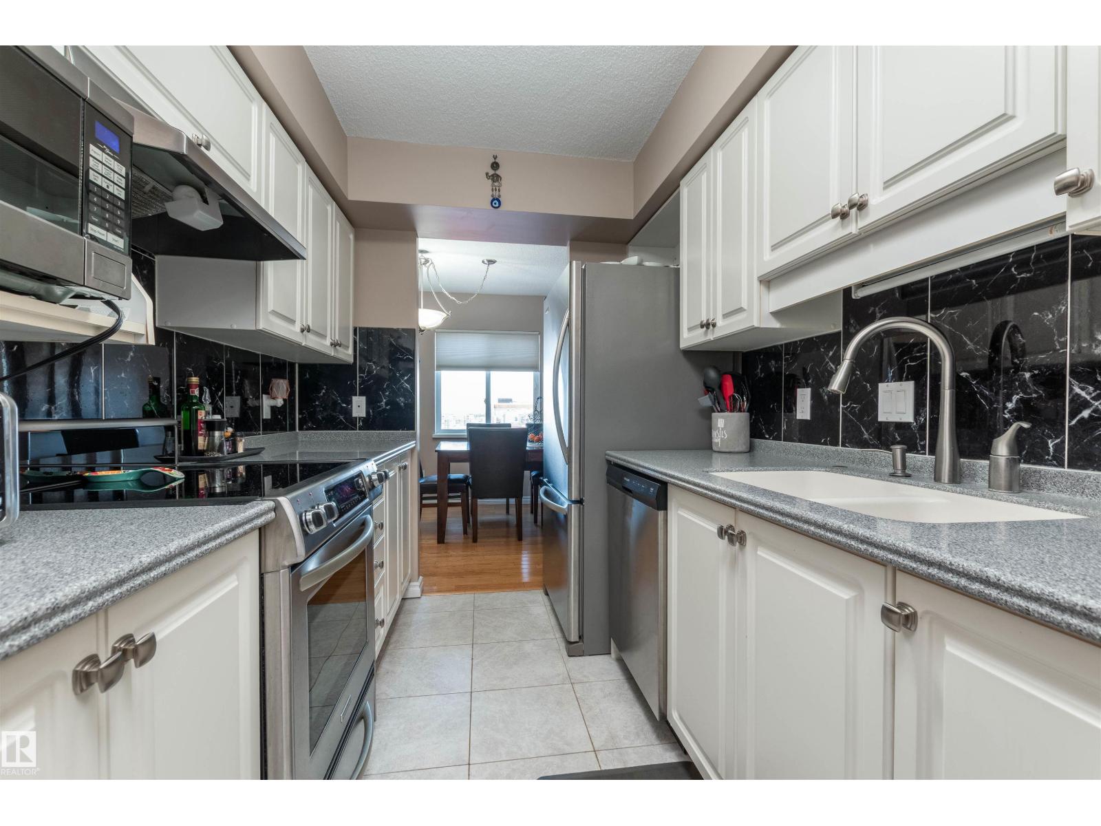 #1105 10130 114 St Nw, Edmonton, Alberta  T5K 2S6 - Photo 8 - E4468057