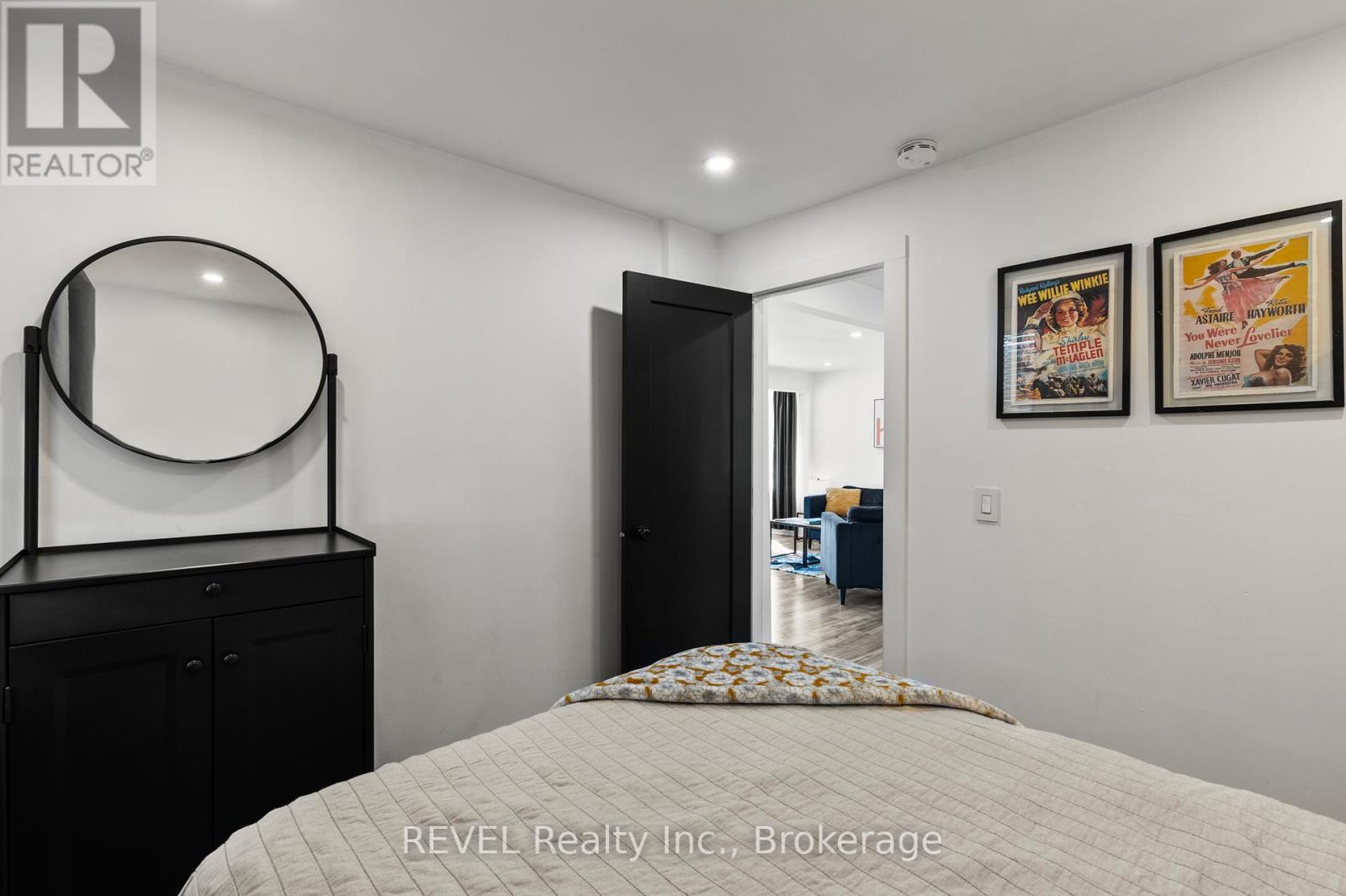 313 Ridgeway Road, Fort Erie, Ontario  L0S 1B0 - Photo 18 - X12414783