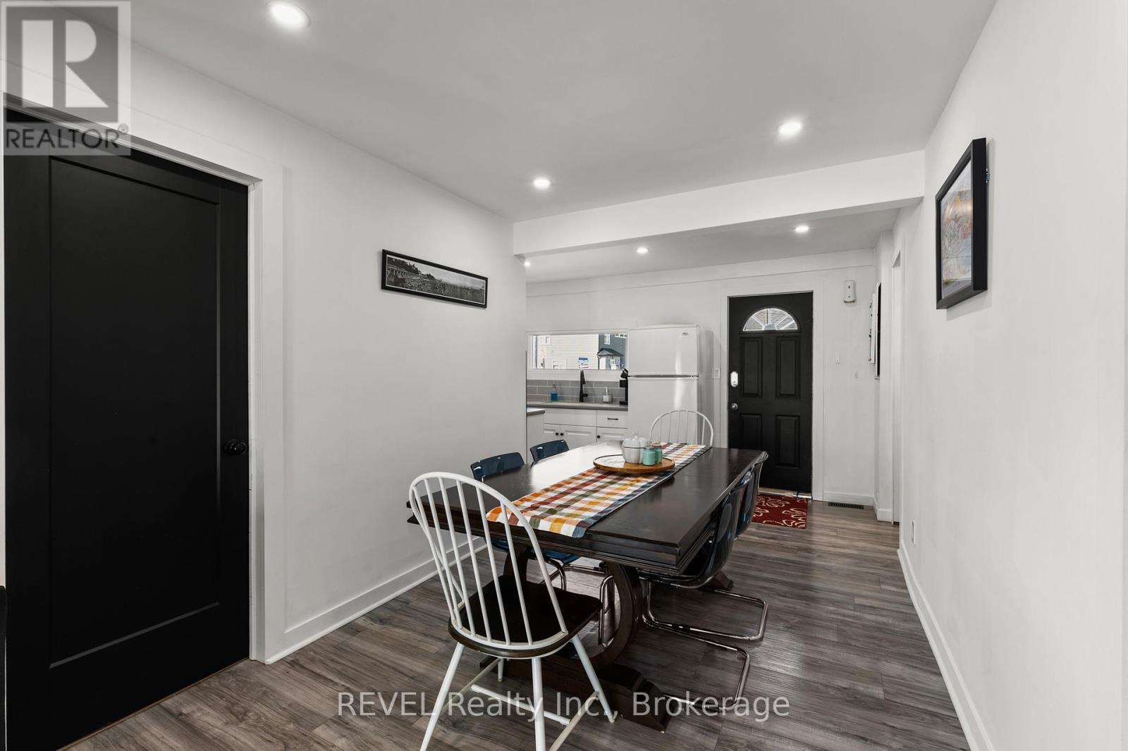 313 Ridgeway Road, Fort Erie, Ontario  L0S 1B0 - Photo 7 - X12414783