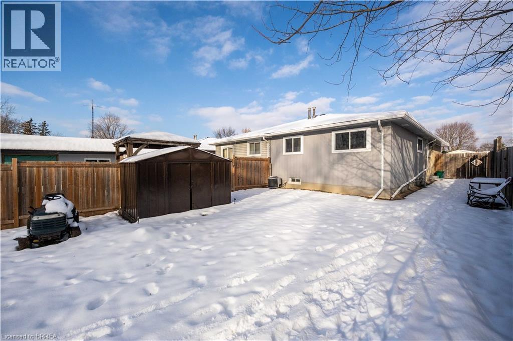 61 Woodlawn Avenue, Brantford, Ontario  N3V 1A6 - Photo 24 - 40792122