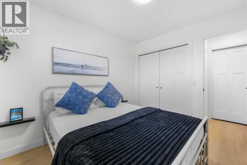 966 Berkley Drive Nw, Calgary, Alberta  T3K 1A2 - Photo 30 - A2274096