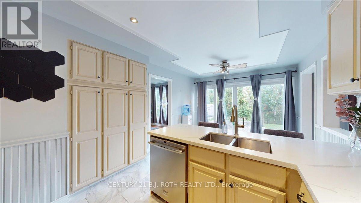 995 Linden Street, Innisfil, Ontario  L9S 1W4 - Photo 13 - N12508644